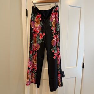 Tuckernuck Climbing Roses Drapey Twill Erin Pants size XL NWT